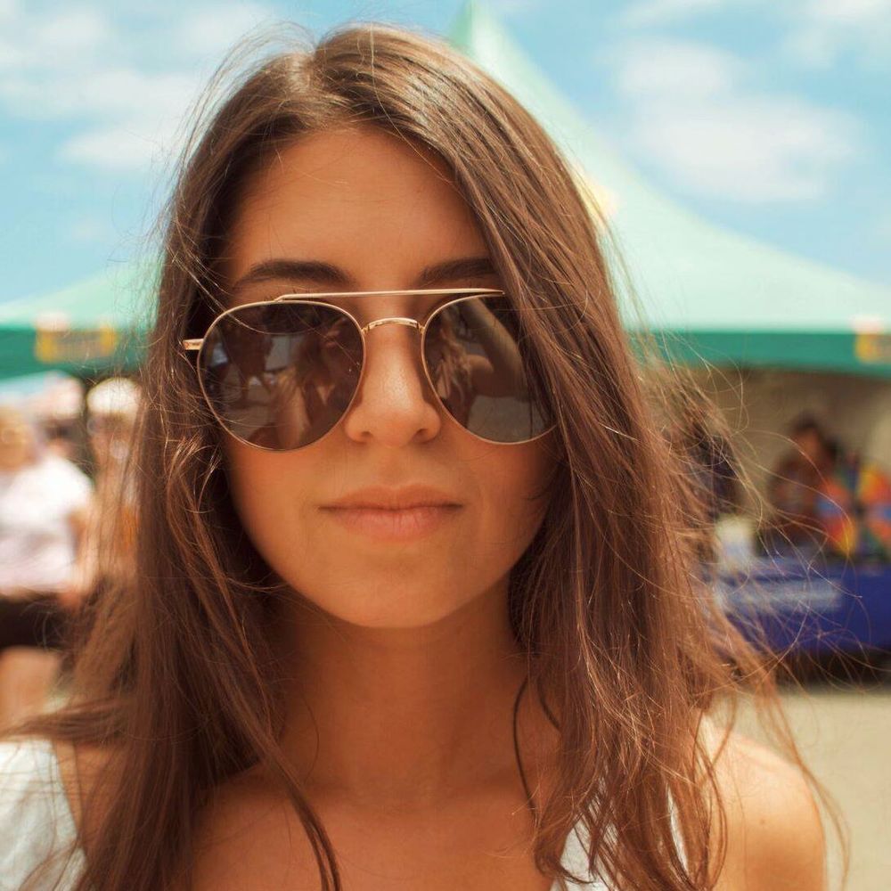 Meet your Posher, Diana